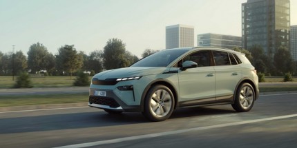 Škoda’nın Elektrikli Yıldızı Elroq 100 Bin Üretim Adedini Aştı